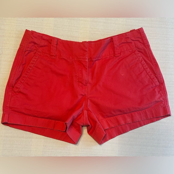 Vineyard Vines Red Women's Shorts - Picture 2 of 4